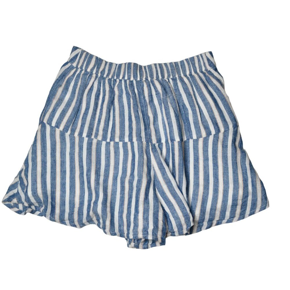 American Eagle Women's Blue and White Striped Ruffle Shorts, size Small